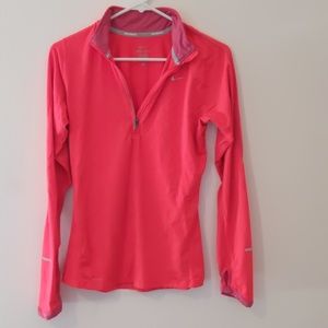 Mike running pullover